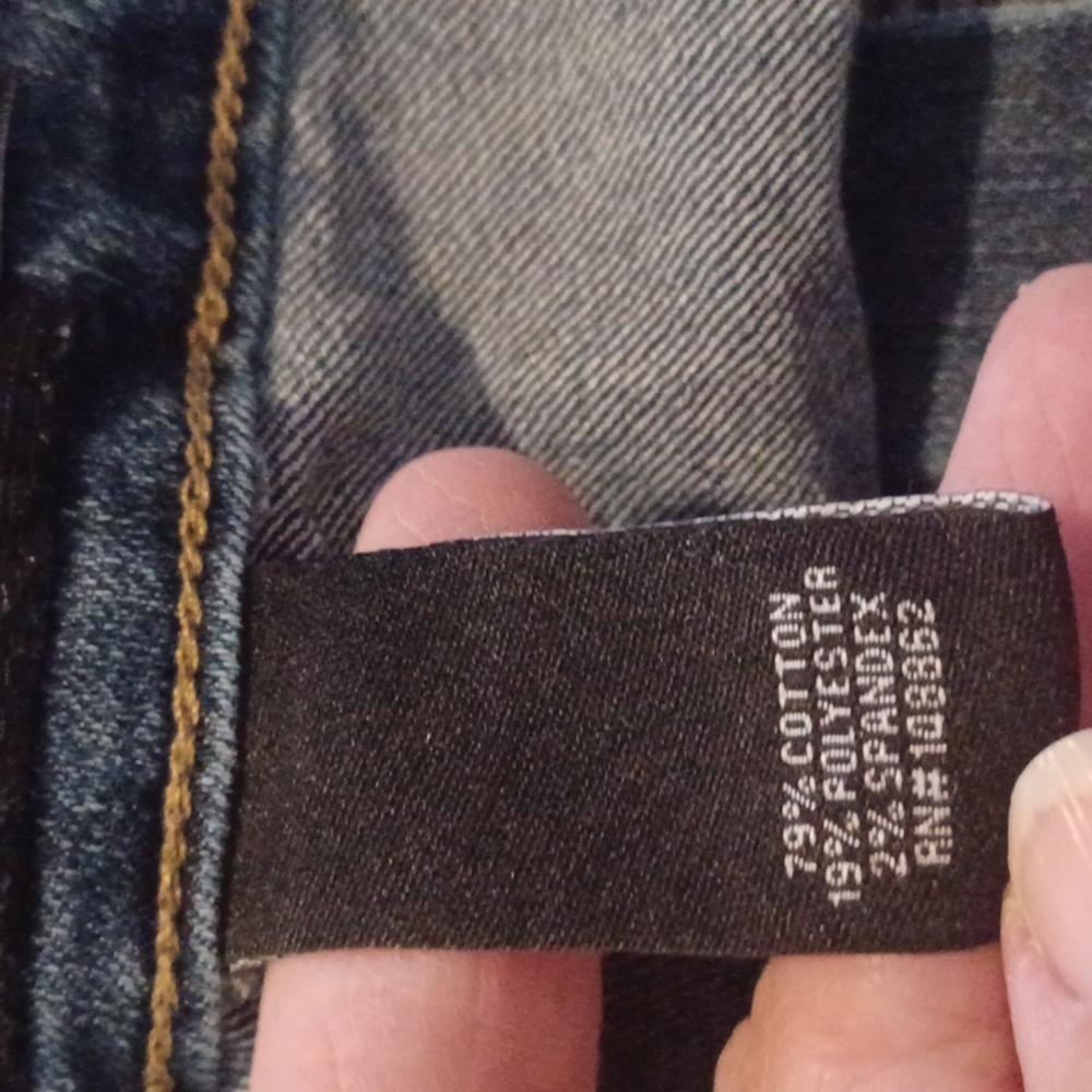 Torrid Skinny Jeans Size 16R. L.30.5". Rise 10".  EUC - Picture 6 of 9
